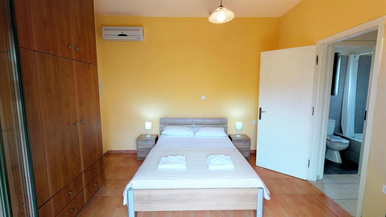 Villa Athina Asproulianoi Bagian luar foto